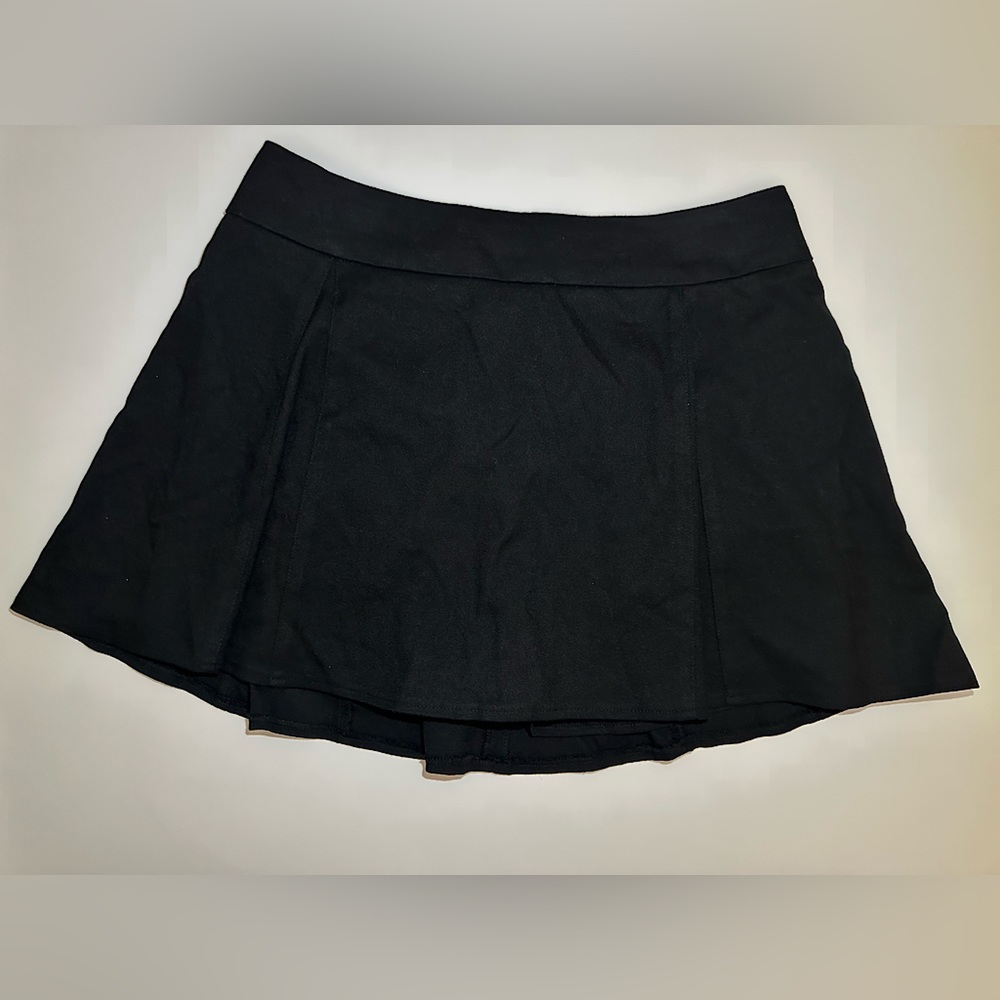 Brandy Melville (John Galt) black skirt🖤